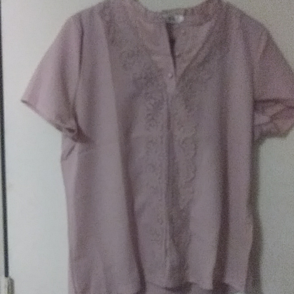NWT- Romantic and elegant blouse